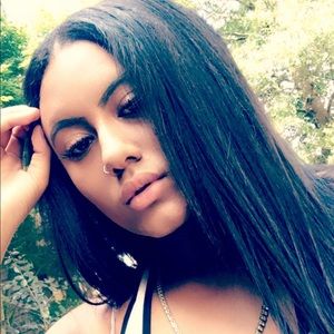 Meet your Posher, Lana